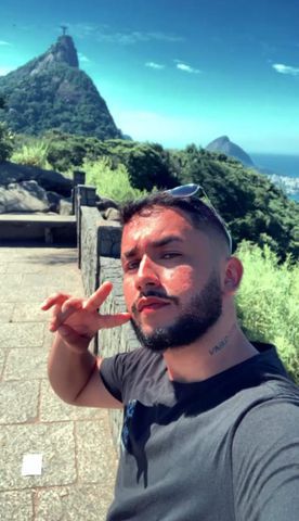 Atendimento com local, mas atendo externo dependendo do bairro!

Atendo público em geral

Realizo fantasias
Realizo fetiches
Vendo packs
Massagem relaxante 